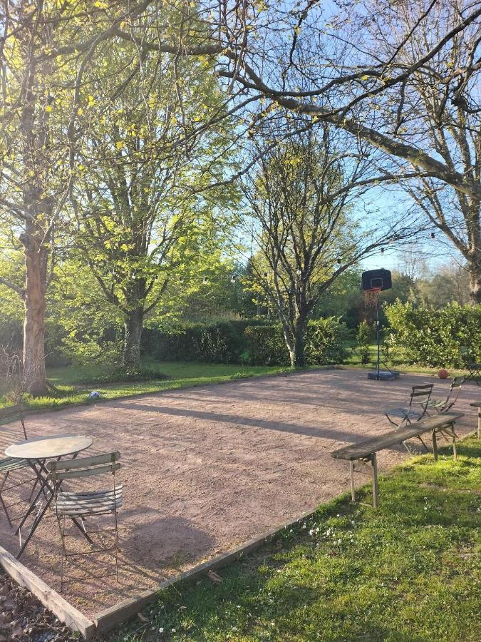 Un Parfum De Violette Bed & Breakfast Fourneville Exterior photo